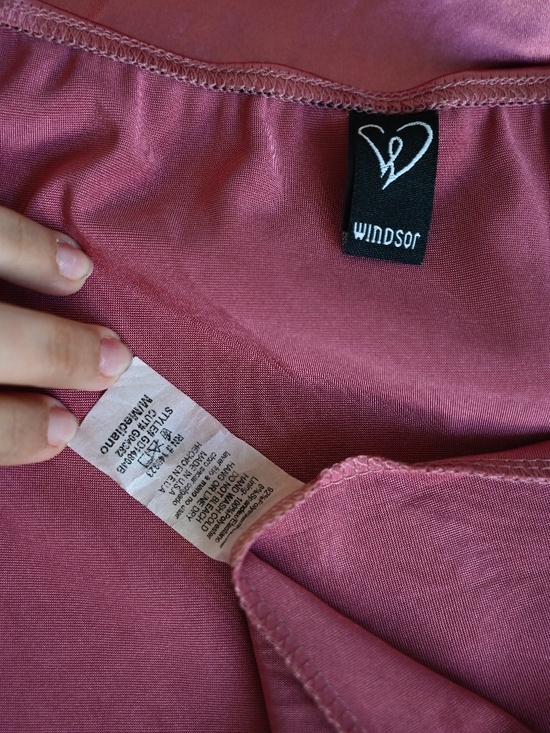 Windsor Satin Mini Dress – Sleek & Stunning ✨ Size S - Picture 3 of 4